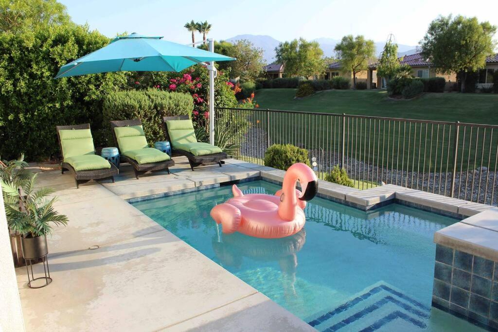 Entire Bungalow W/ Private Pool Near Palm Springs! Indio Exterior foto
